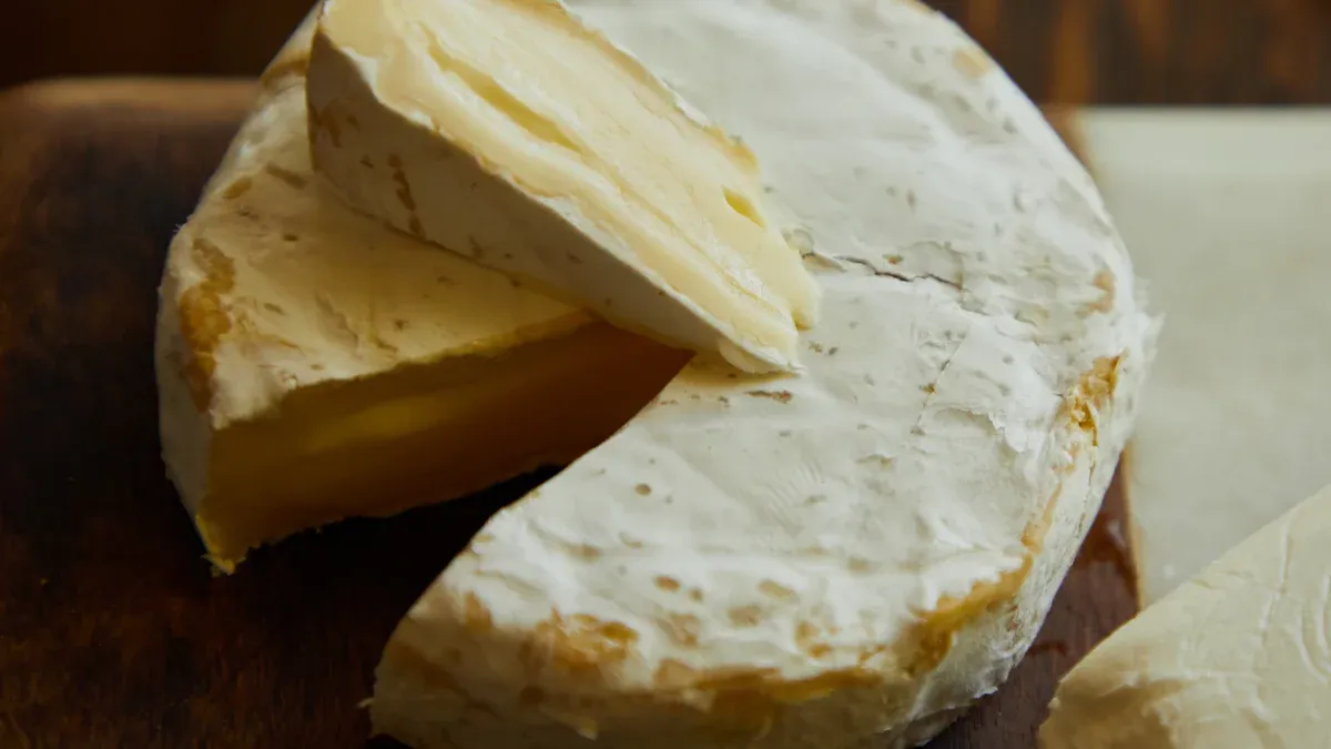 What Is Brie? Flavor, Nutrition, and Serving Ideas